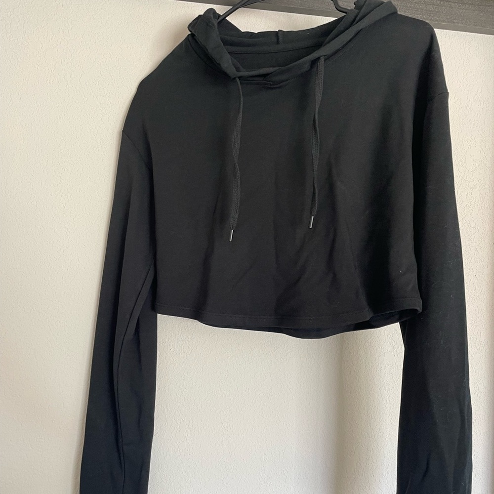 *NWOT* Kora Fitness Cropped Hoodie